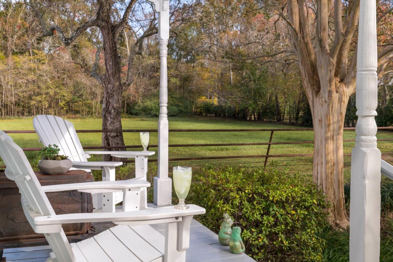 Maison D'Memoire Bed & Breakfast Cottages Rayne Exteriér fotografie
