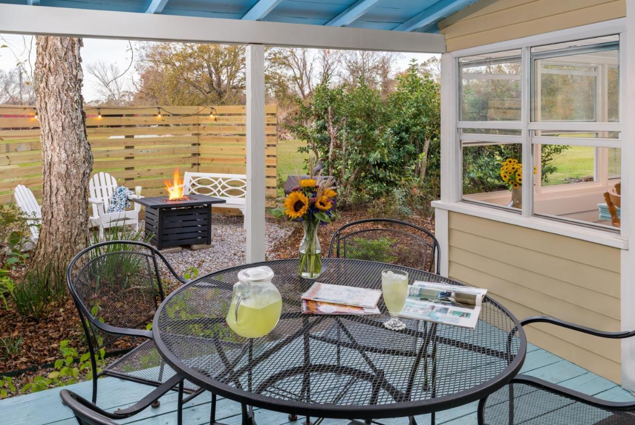 Maison D'Memoire Bed & Breakfast Cottages Rayne Exteriér fotografie